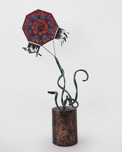 Barrilete de pedestal / Artista Enrique Cay