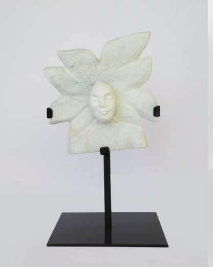 Esculturas flores / Artista Arianka López