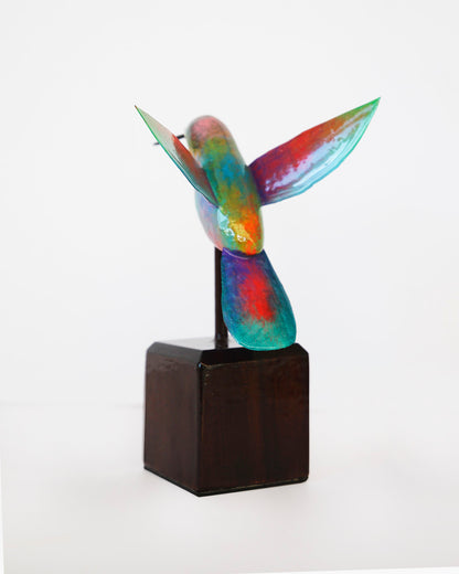 Escultura pequeña Colibrí / Artista David Ordoñez