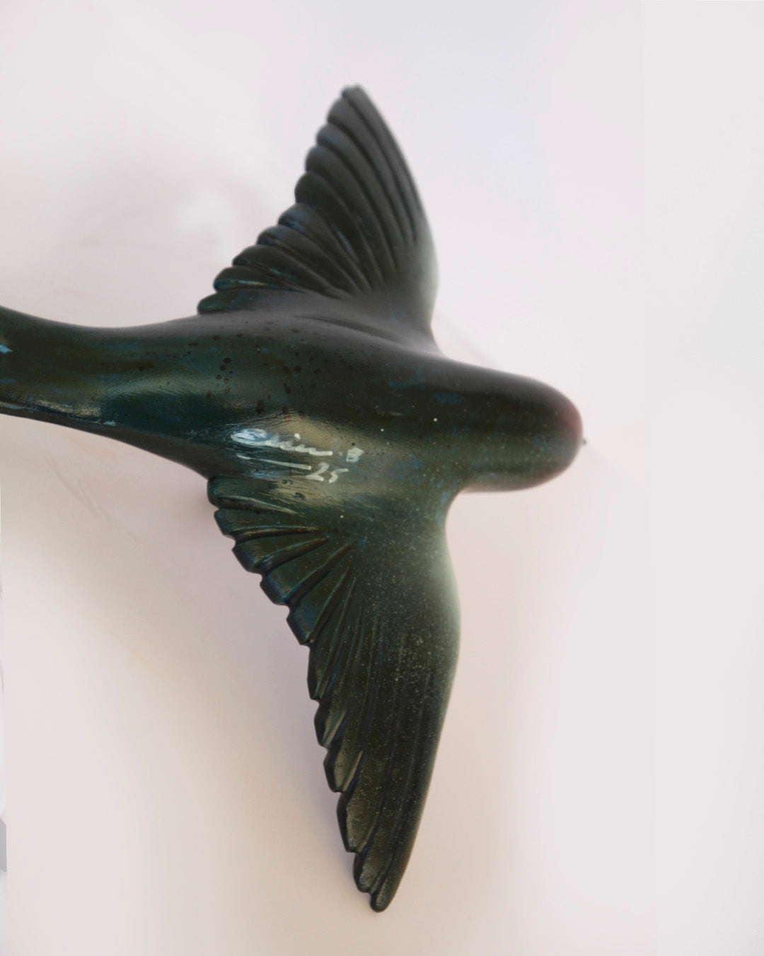 Escultura Golondrina / Artista Eliú Bautista