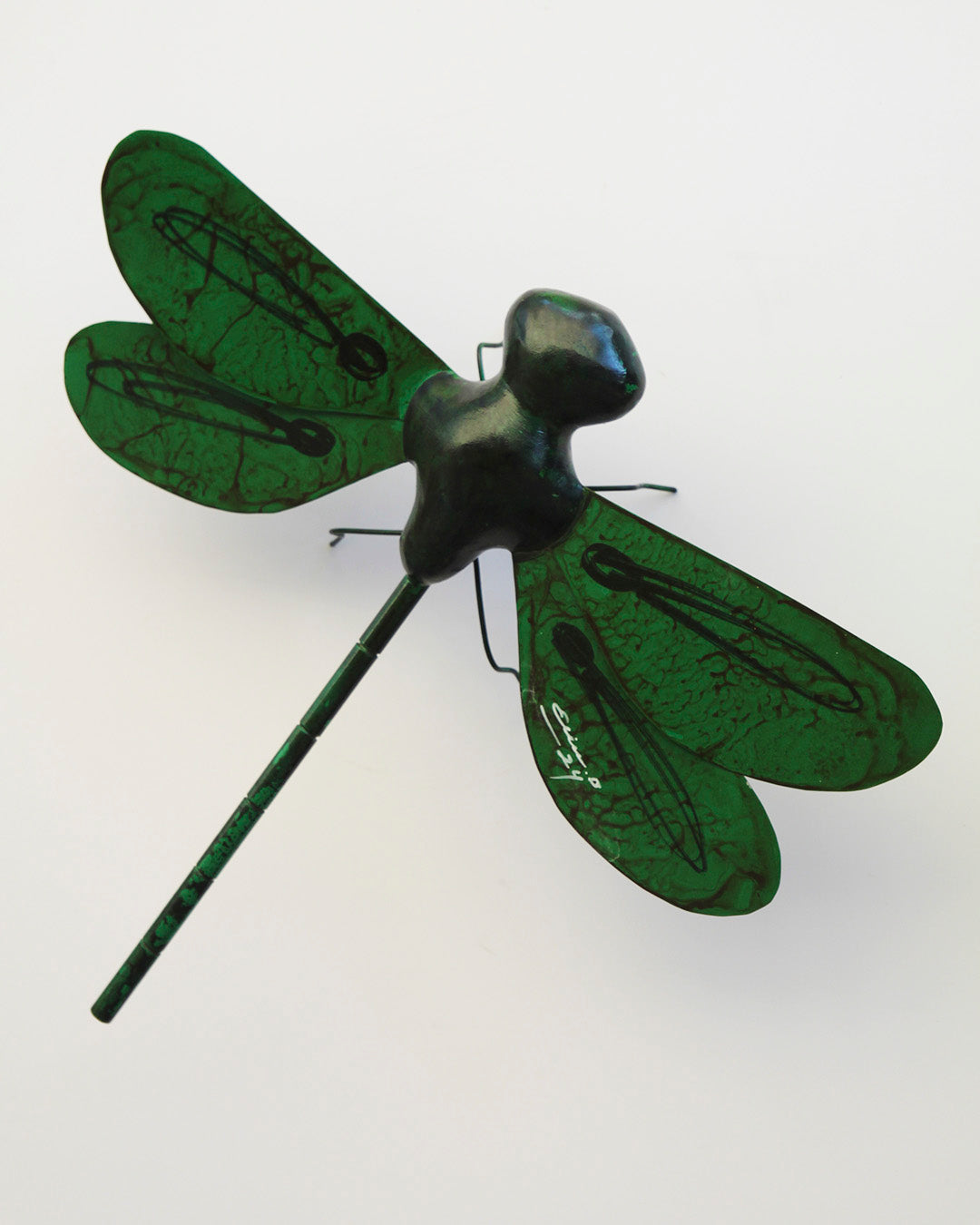 Escultura Libélula pequeña / Artista Eliú Bautista