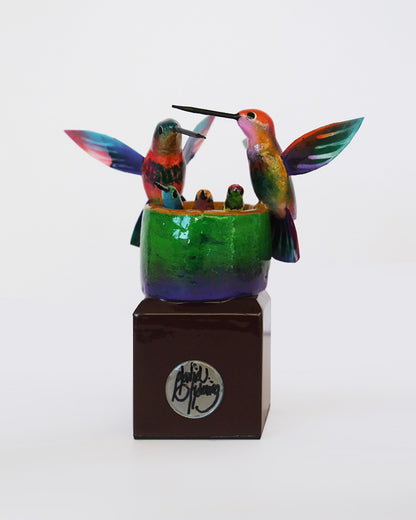 Escultura Nido de Colibríes / Artista David Ordoñez